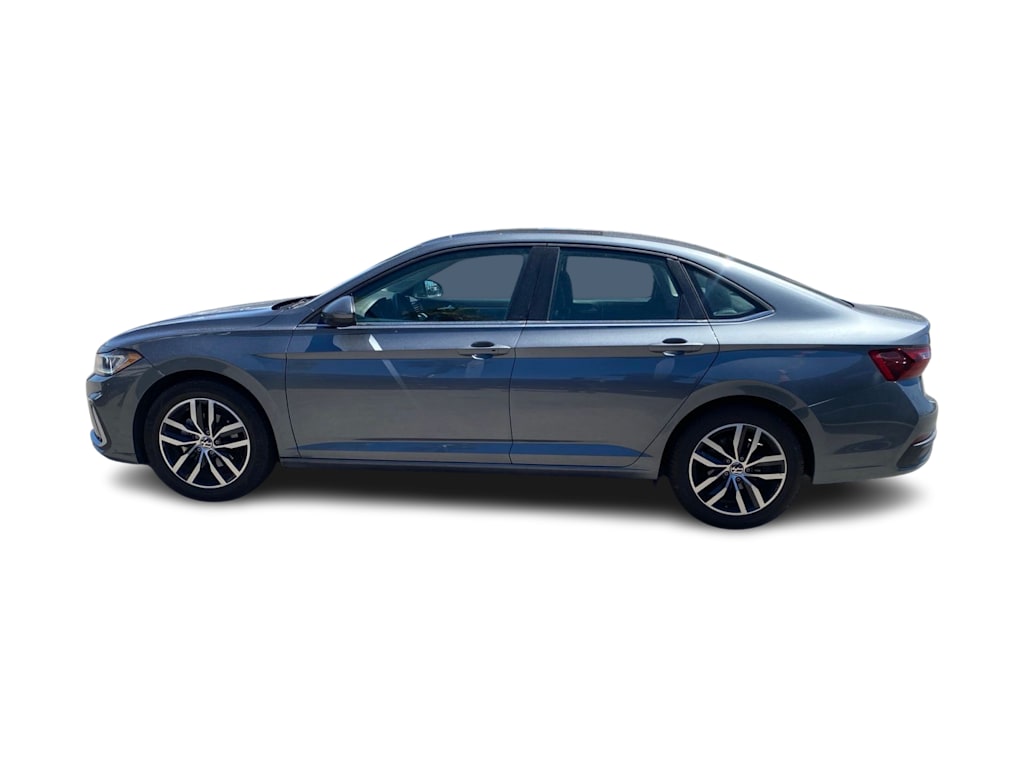 Thumbnail: 2025 Volkswagen Jetta - 3