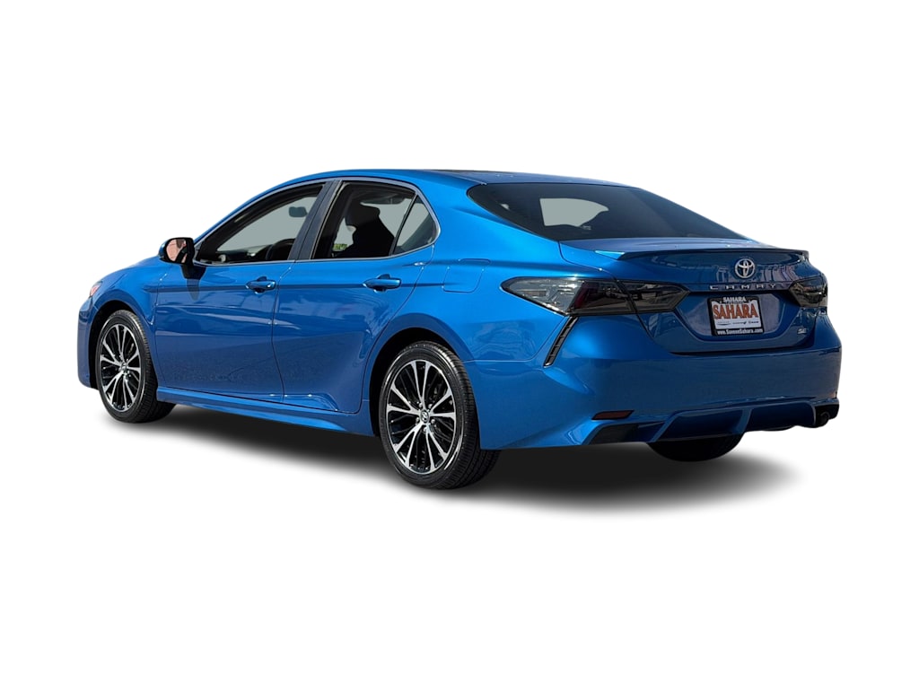 Thumbnail: 2018 Toyota Camry - 4