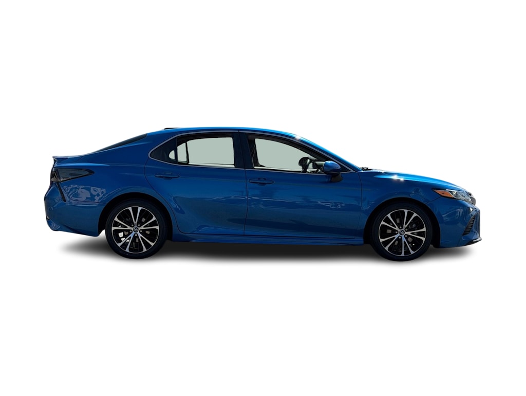 Thumbnail: 2018 Toyota Camry - 19