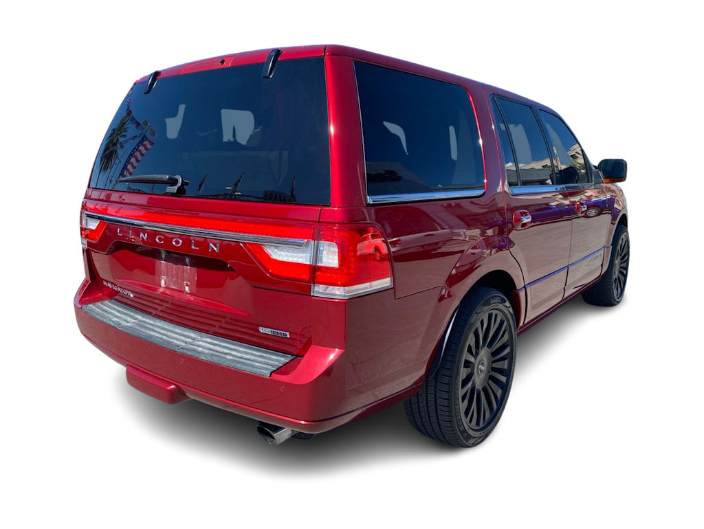 Thumbnail: 2015 Lincoln Navigator - 16