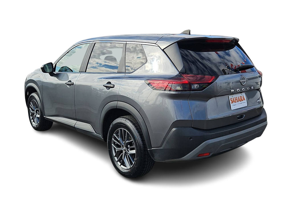 Thumbnail: 2023 Nissan Rogue - 4