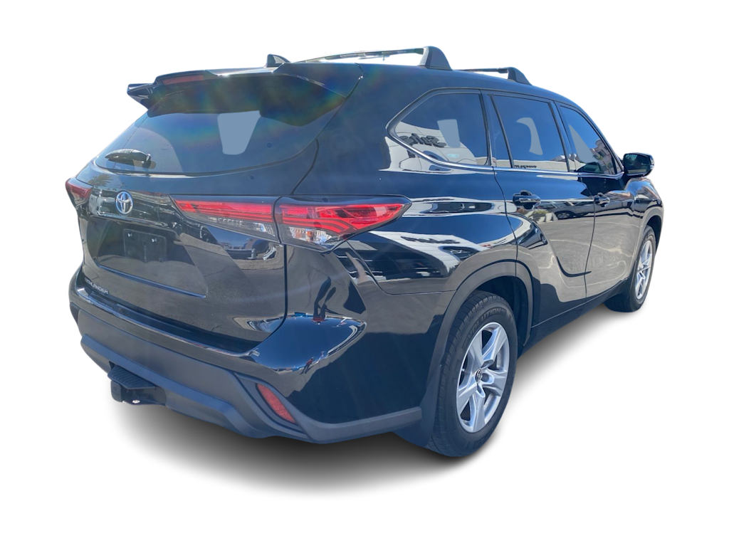 Thumbnail: 2021 Toyota Highlander - 14