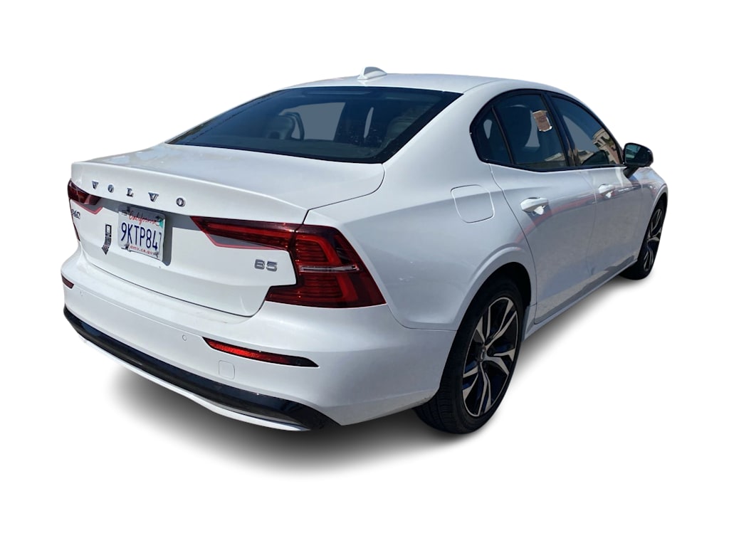 Thumbnail: 2024 Volvo S60 - 15