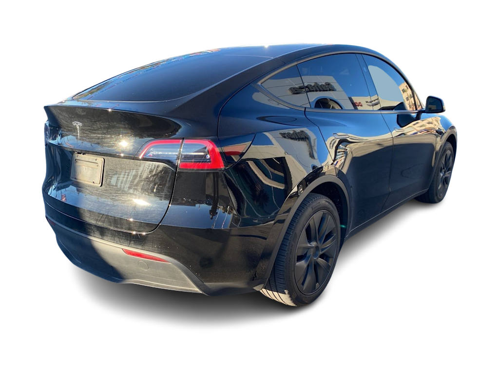 Thumbnail: 2025 Tesla Model Y - 14