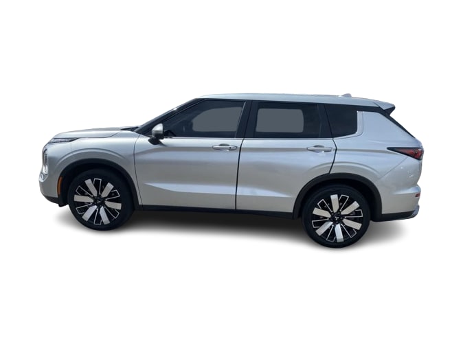 Thumbnail: 2025 Mitsubishi Outlander - 3