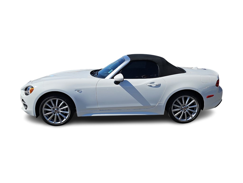 Thumbnail: 2020 Fiat 124 Spider - 3