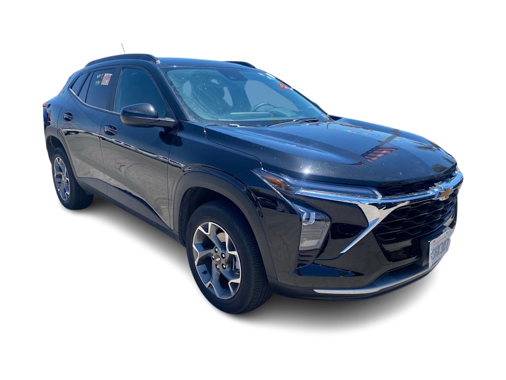 Thumbnail: 2025 Chevrolet Trax - 12