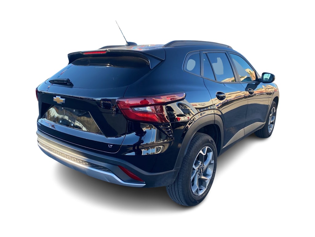 Thumbnail: 2025 Chevrolet Trax - 14