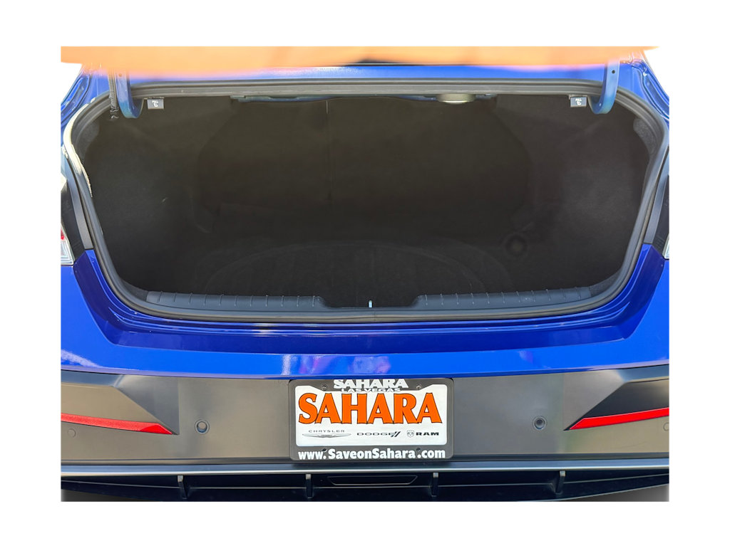Thumbnail: 2024 Hyundai Elantra - 15