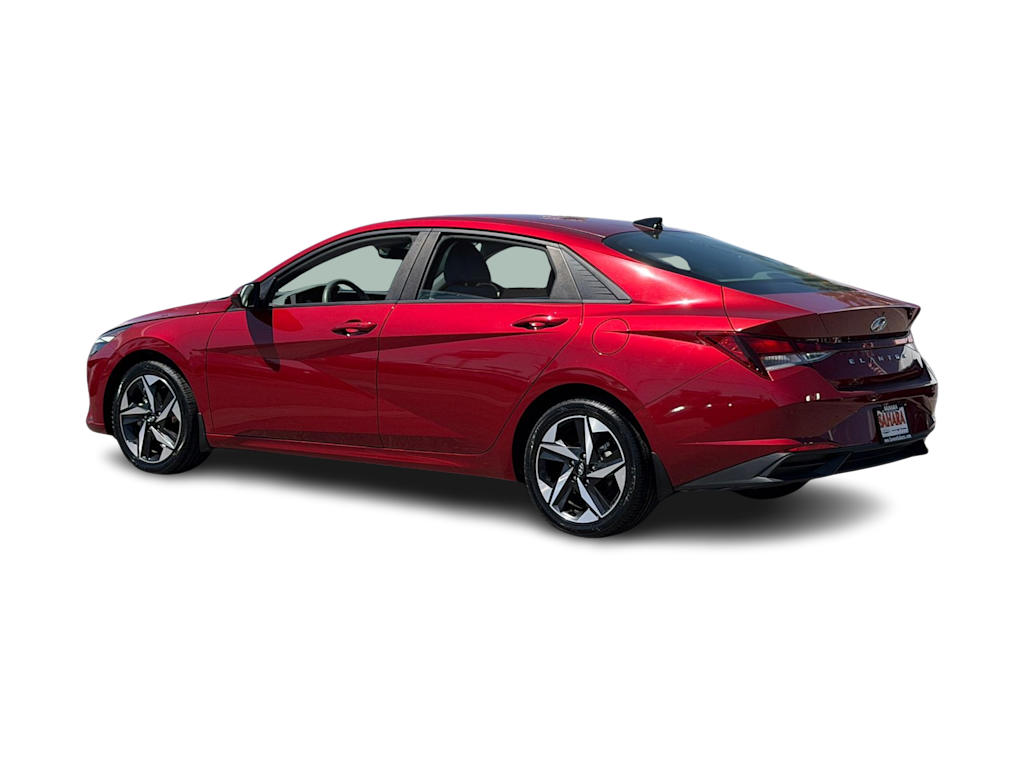 Thumbnail: 2023 Hyundai Elantra - 4