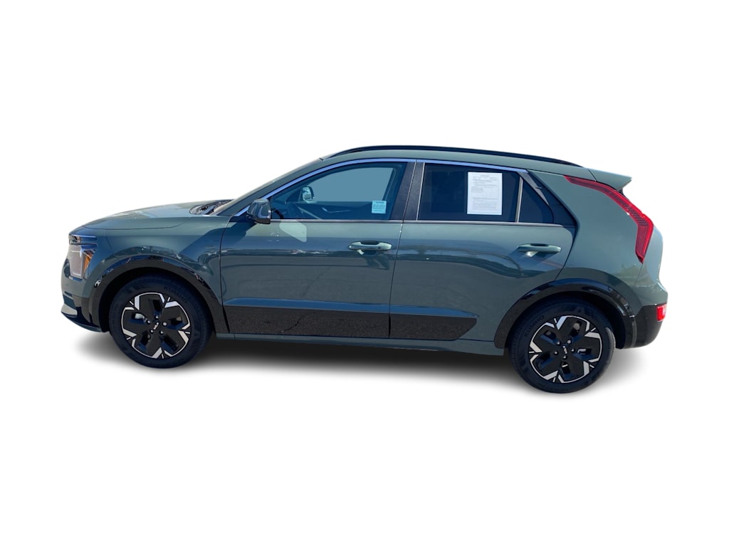 Thumbnail: 2025 Kia Niro - 3
