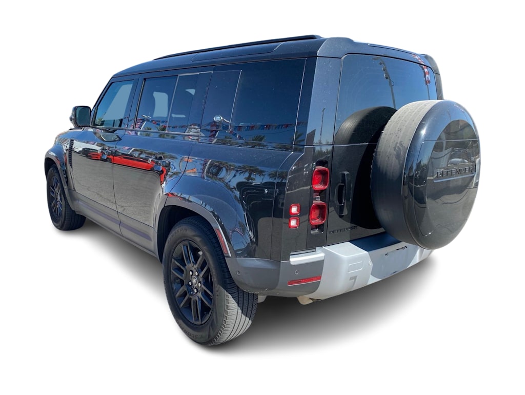 Thumbnail: 2024 Land Rover Defender - 4