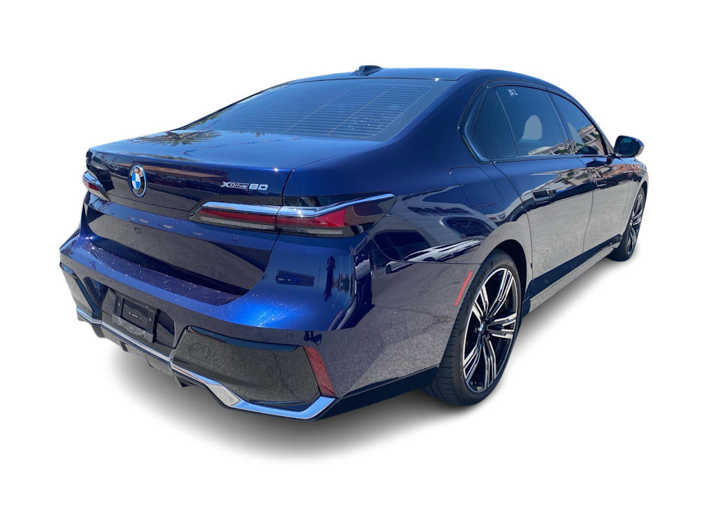 Thumbnail: 2023 BMW i7 - 16