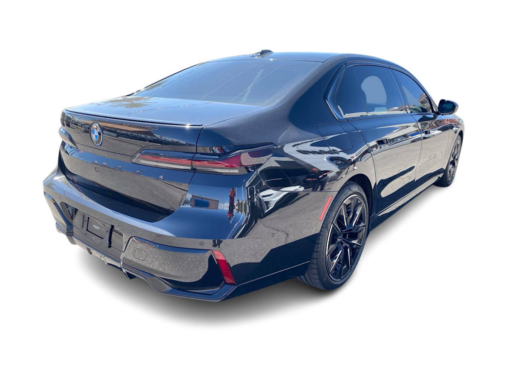Thumbnail: 2023 BMW i7 - 16