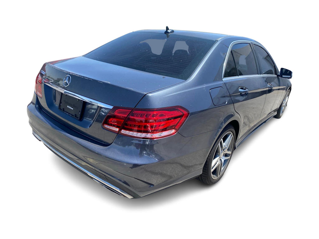 Thumbnail: 2016 Mercedes-Benz E-Class - 13
