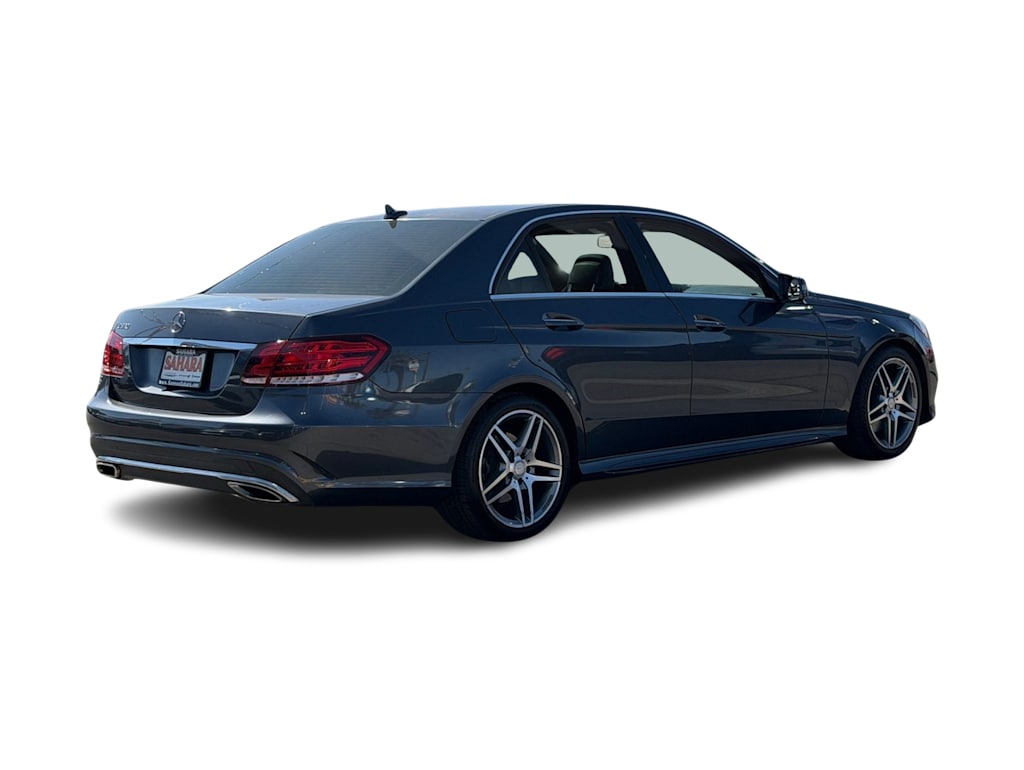 Thumbnail: 2016 Mercedes-Benz E-Class - 18