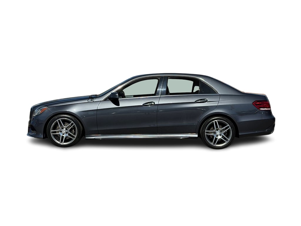 Thumbnail: 2016 Mercedes-Benz E-Class - 3