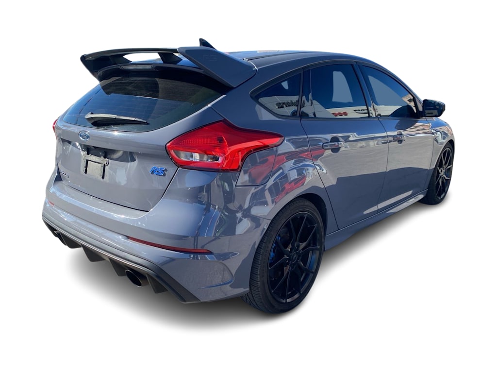 Thumbnail: 2017 Ford Focus - 14
