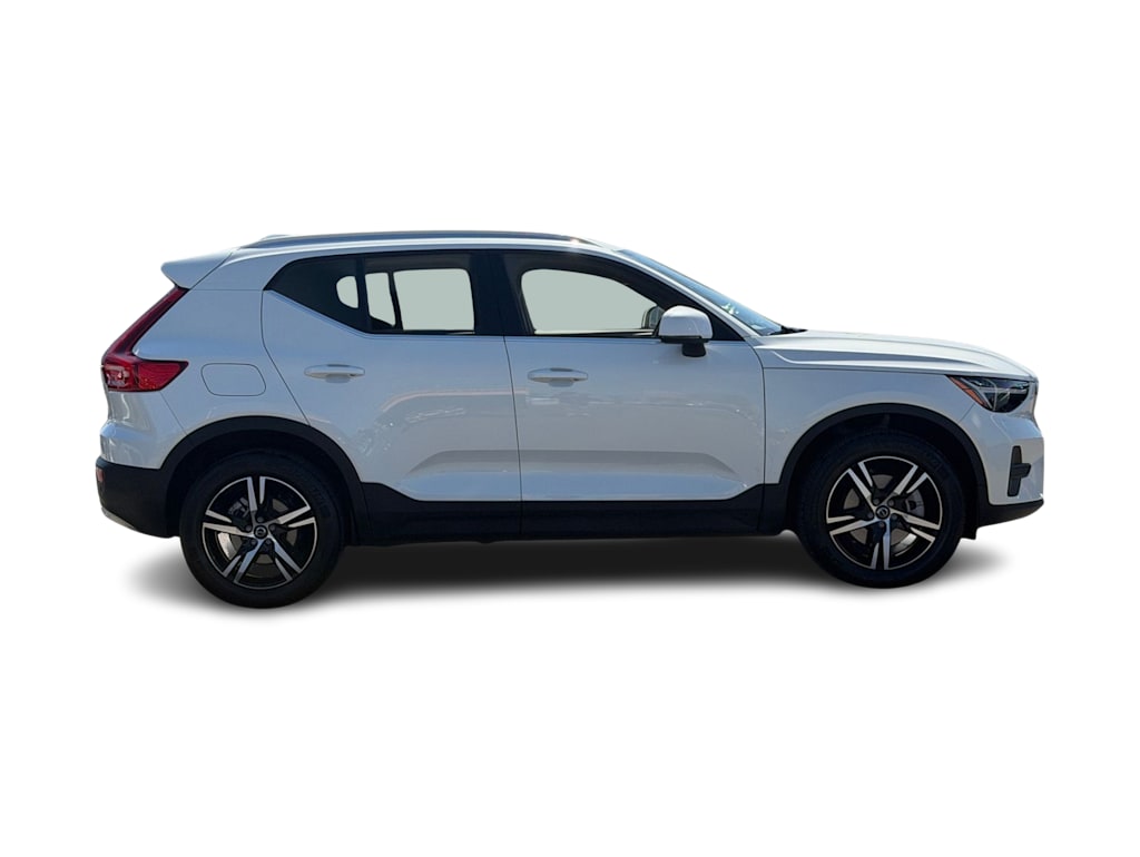 Thumbnail: 2024 Volvo XC40 - 18