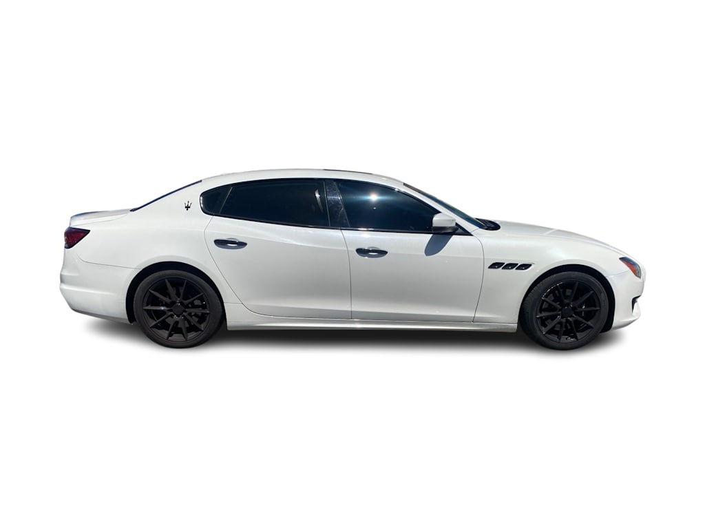 Thumbnail: 2022 Maserati Quattroporte - 14