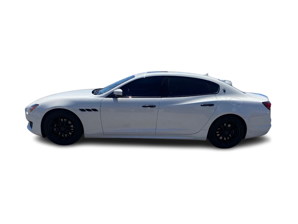 Thumbnail: 2022 Maserati Quattroporte - 3
