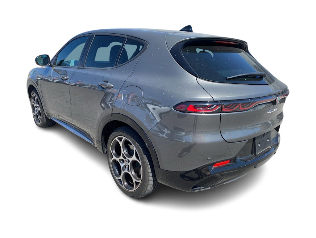 Thumbnail: 2024 Alfa Romeo Tonale - 4