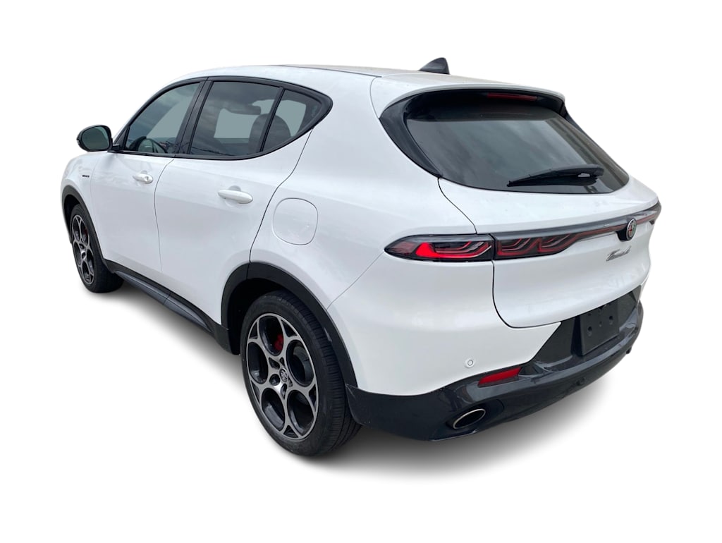 Thumbnail: 2024 Alfa Romeo Tonale - 4