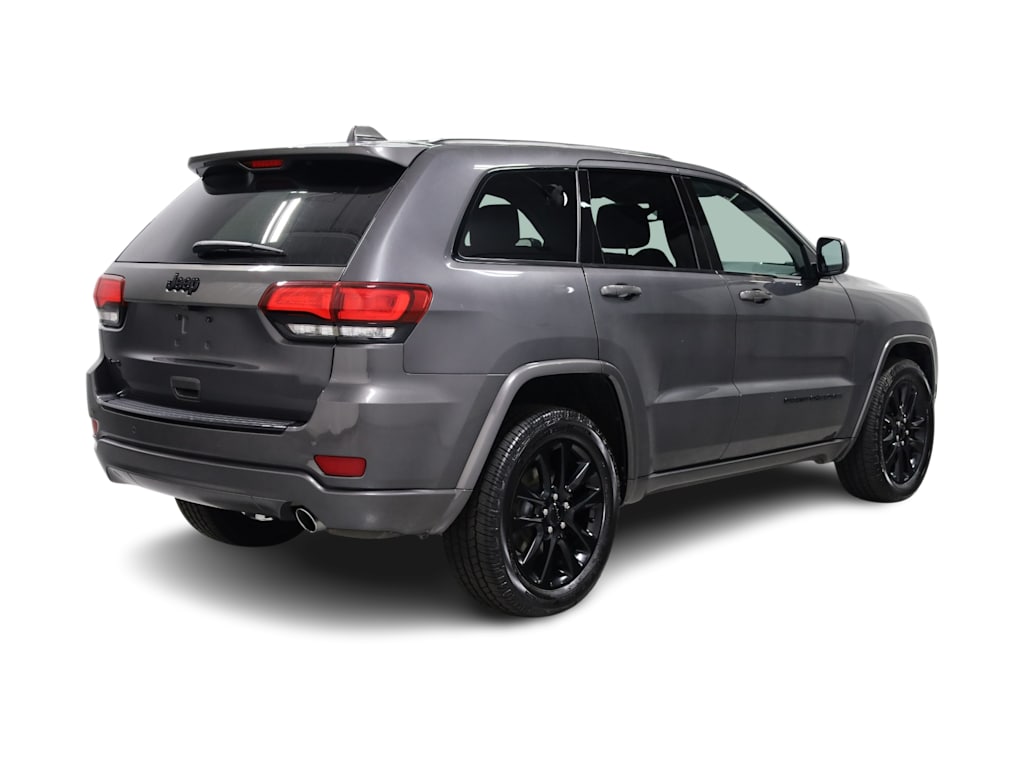 Thumbnail: 2018 Jeep Grand Cherokee - 22