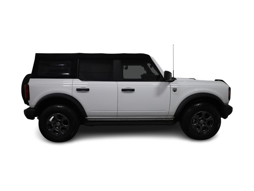 Thumbnail: 2021 Ford Bronco - 22