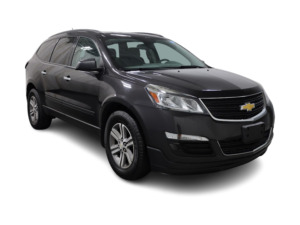 2017 Chevrolet Traverse LS 25