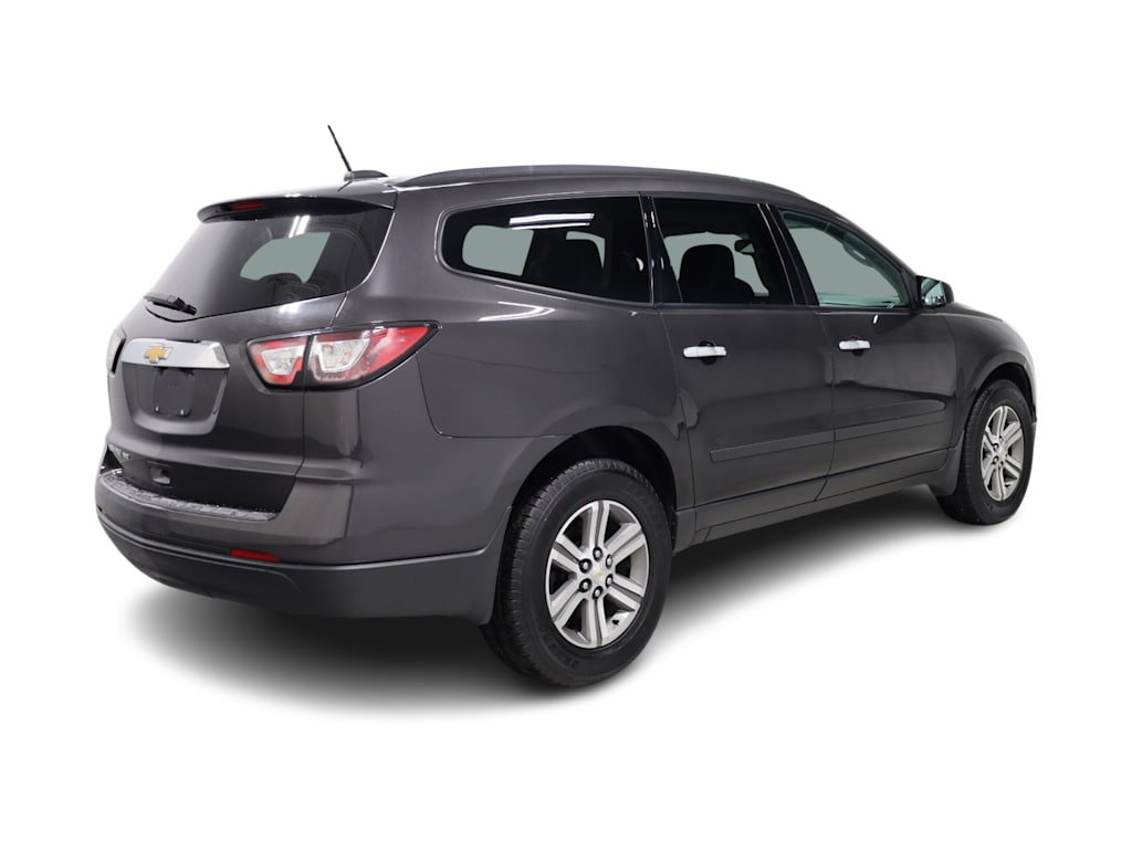 2017 Chevrolet Traverse LS 22