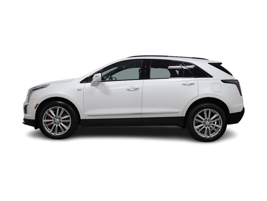 Thumbnail: 2023 Cadillac XT5 - 3