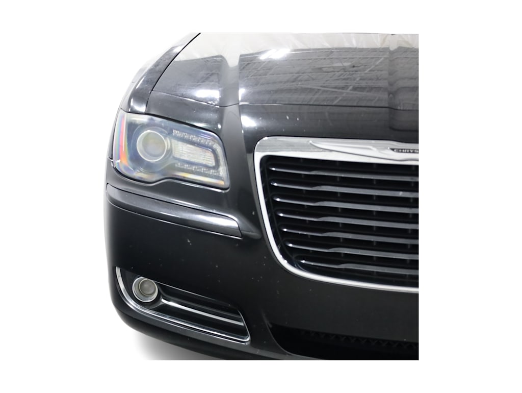 Thumbnail: 2012 Chrysler 300 - 26