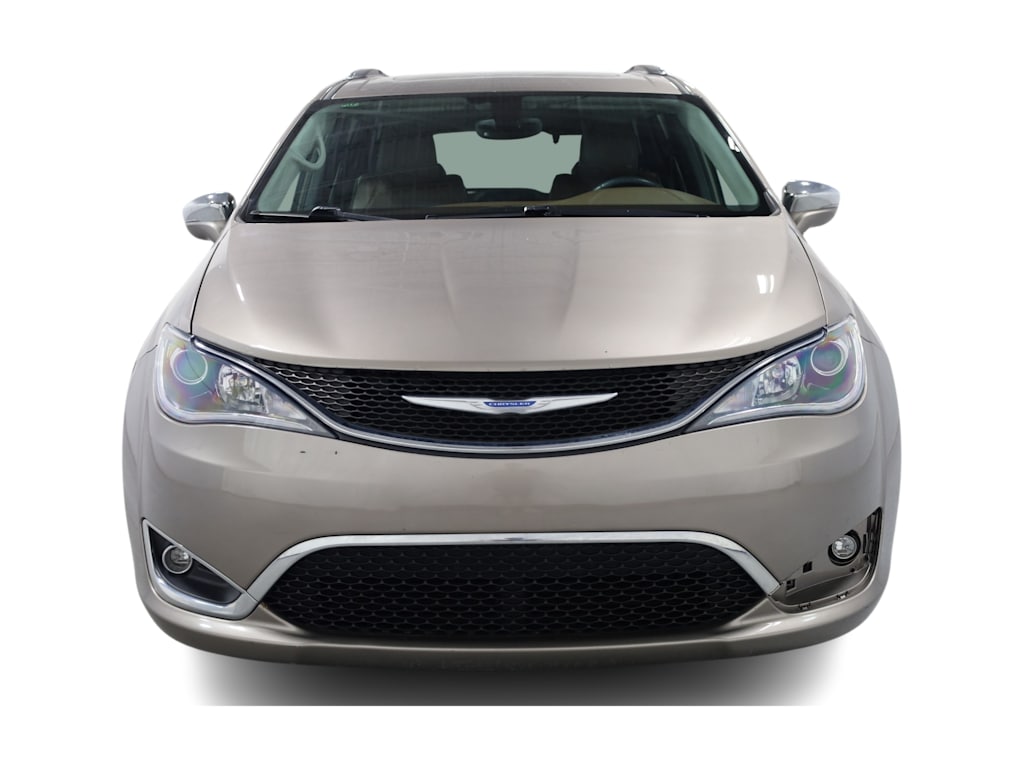Thumbnail: 2018 Chrysler Pacifica - 6