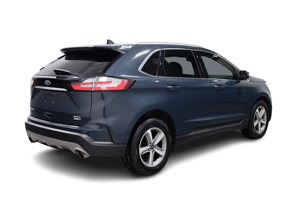Thumbnail: 2019 Ford Edge - 23
