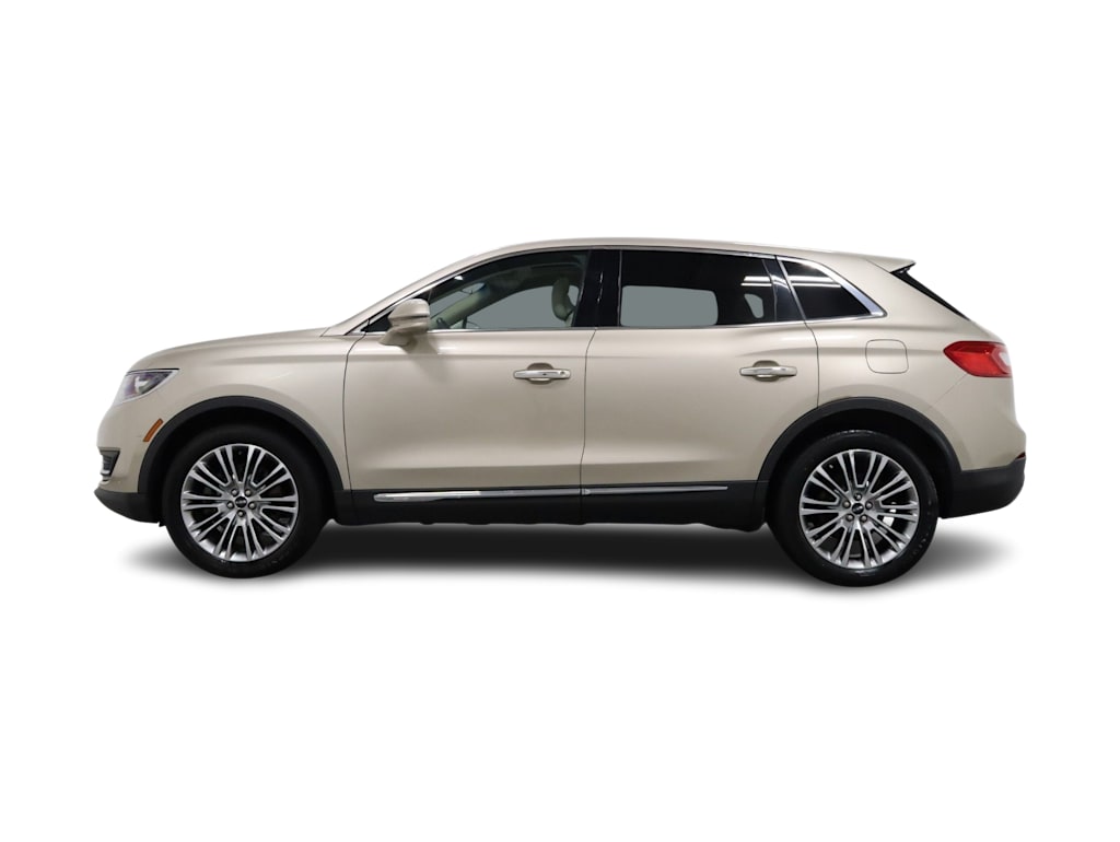 Thumbnail: 2017 Lincoln MKX - 3
