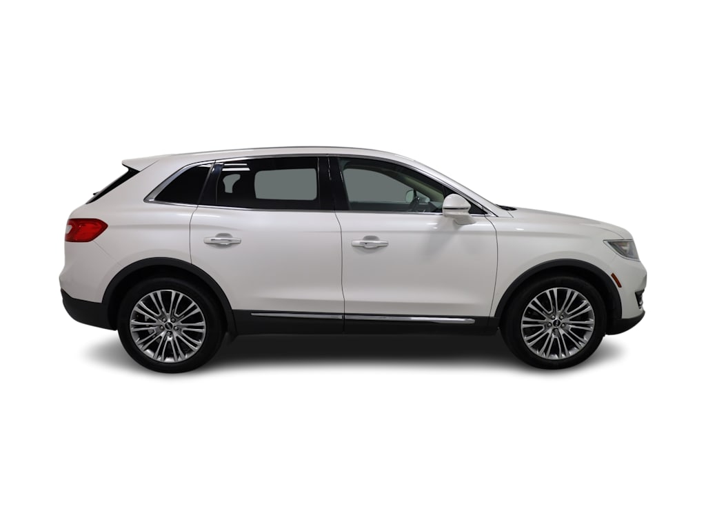 Thumbnail: 2016 Lincoln MKX - 23