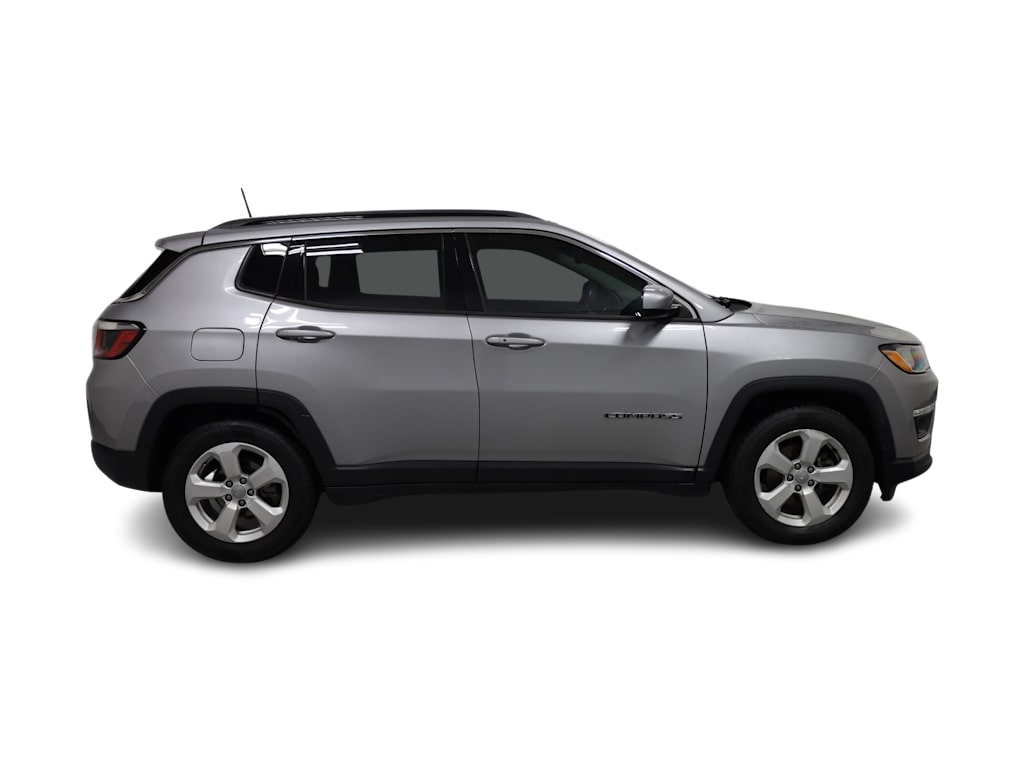 Thumbnail: 2019 Jeep Compass - 22