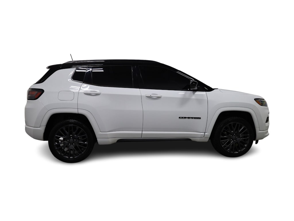 Thumbnail: 2023 Jeep Compass - 23