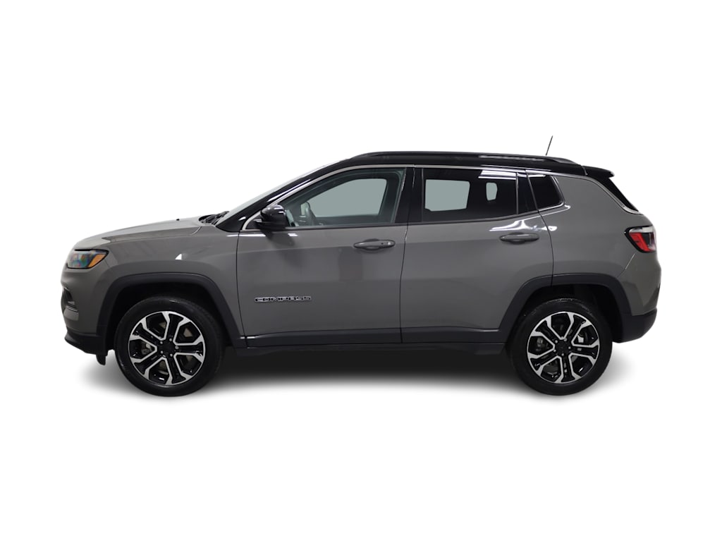 Thumbnail: 2023 Jeep Compass - 3