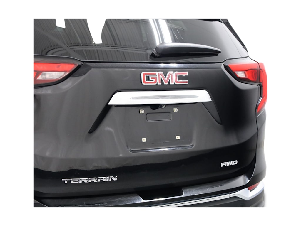 Thumbnail: 2021 GMC Terrain - 22