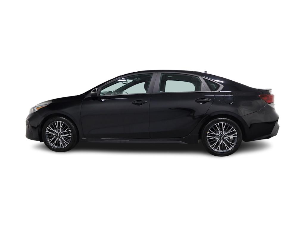 Thumbnail: 2024 Kia Forte - 3
