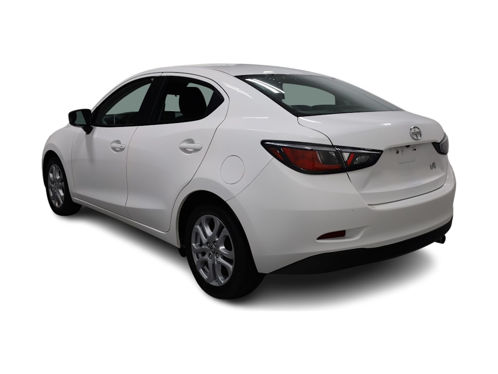 Thumbnail: 2016 Scion iA - 4