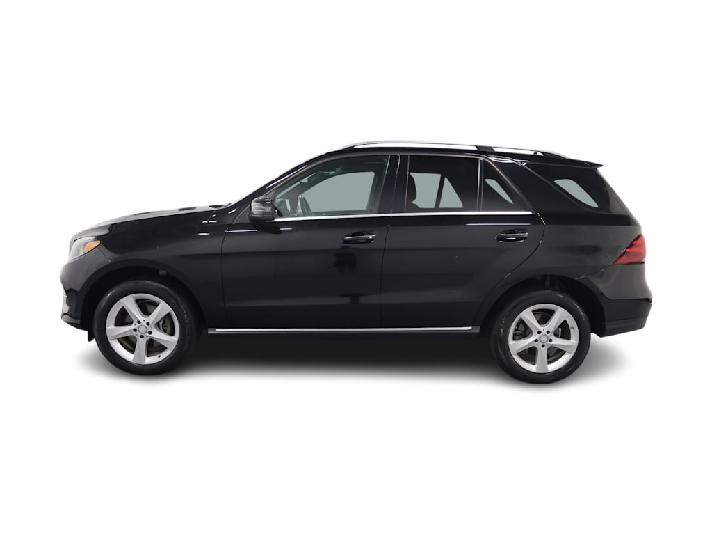 Thumbnail: 2017 Mercedes-Benz GLE - 3