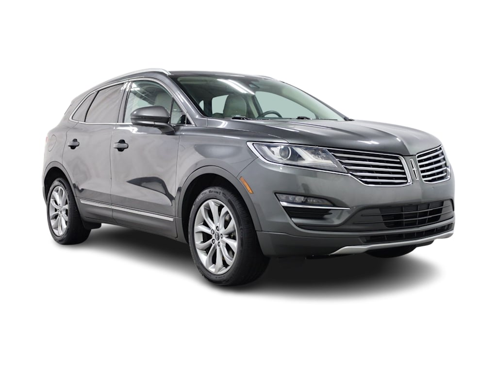 Thumbnail: 2017 Lincoln MKC - 25