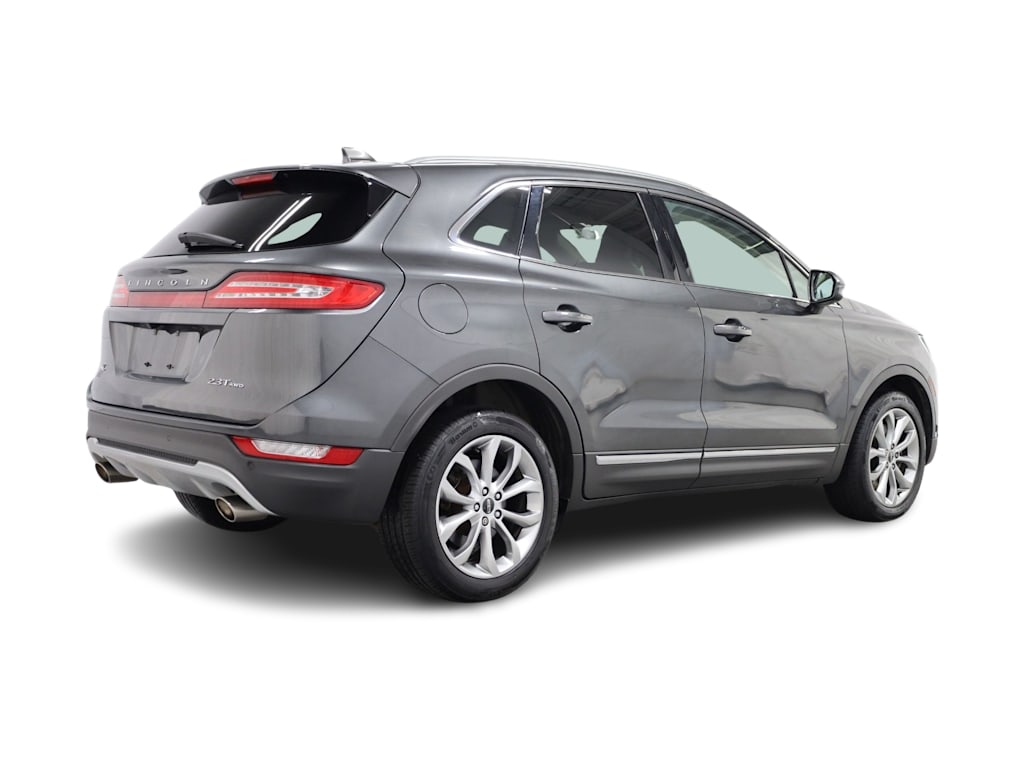 Thumbnail: 2017 Lincoln MKC - 22