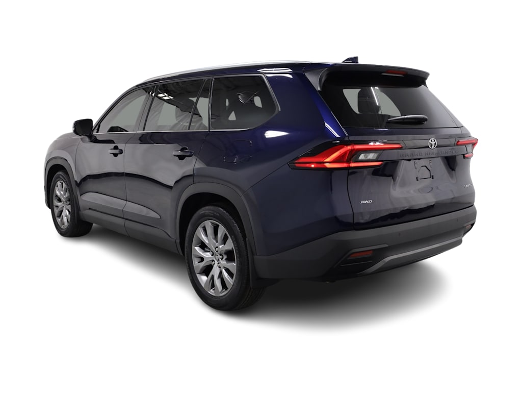 Thumbnail: 2024 Toyota Grand Highlander - 4