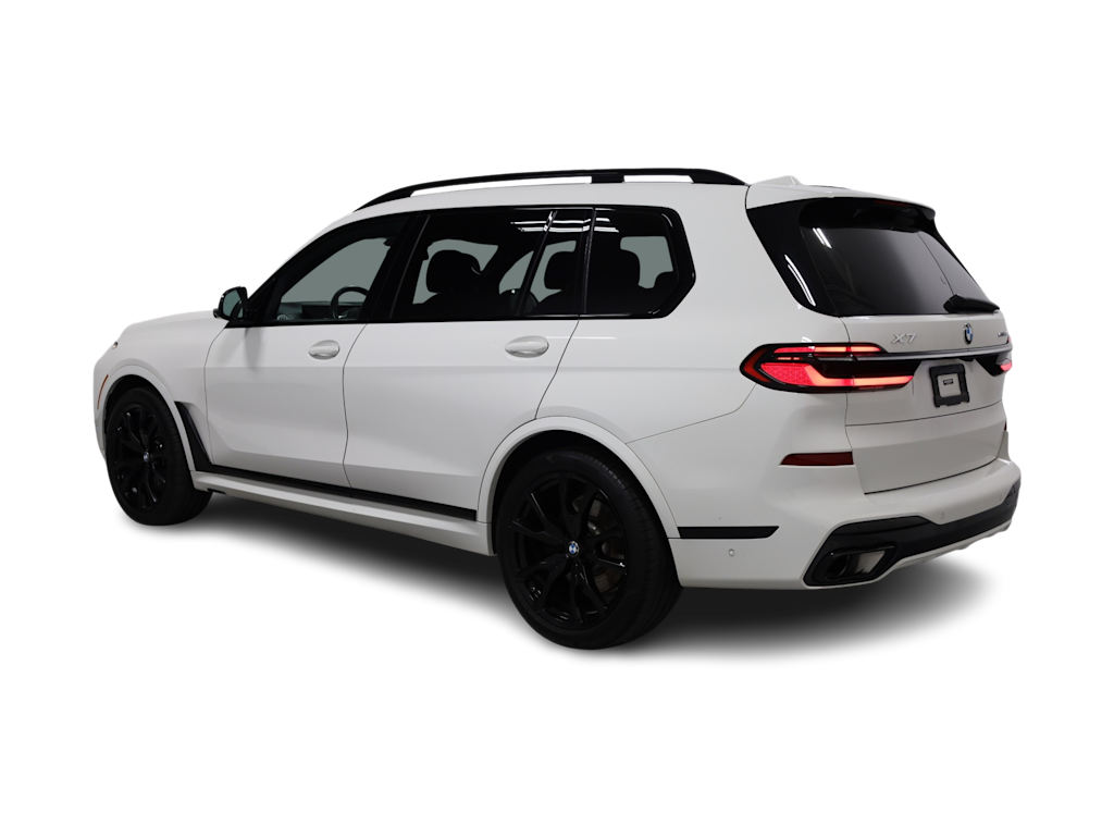 Thumbnail: 2023 BMW X7 - 4