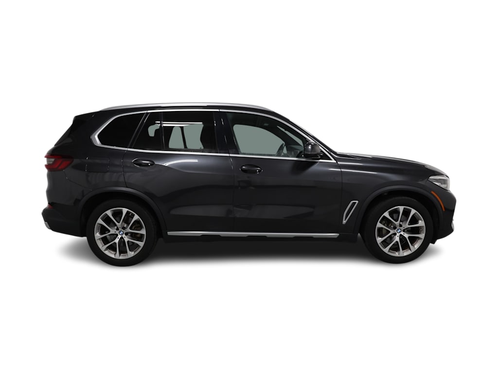 Thumbnail: 2021 BMW X5 - 23