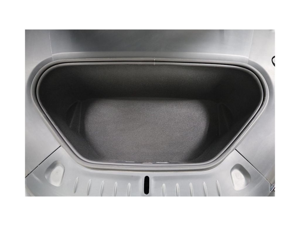 Thumbnail: 2023 Tesla Model S - 38